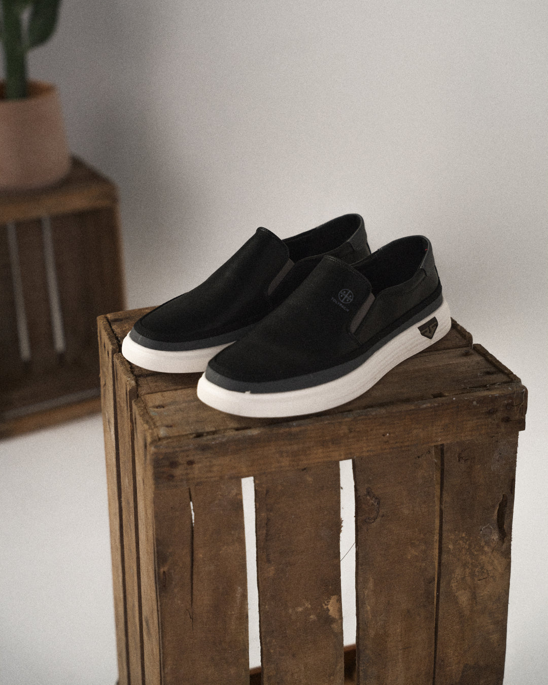 WISEMERE | MODERN SLIP-ON SHOES FOR MEN